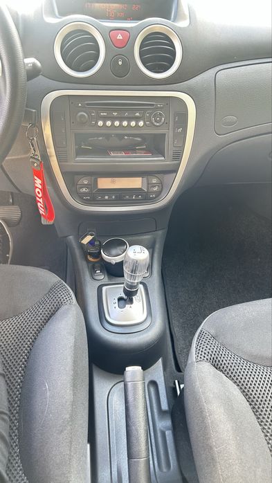 Продам стильний та економний Citroën C2