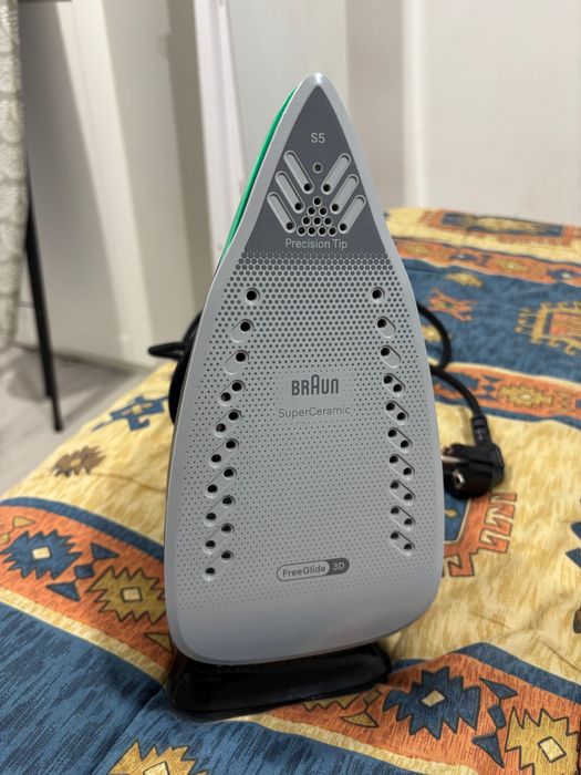 Ferro + tabua de engomar