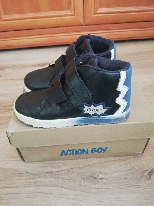 Buty chłopięce ocieplane rozmiar 27