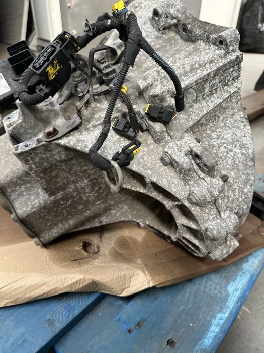 Caixa auto peugeot 5008