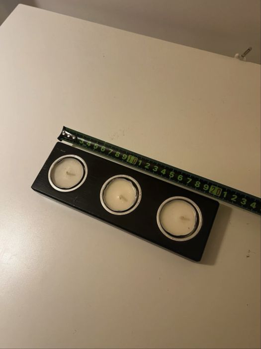 2 porta velas em madeira