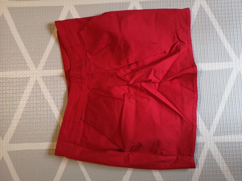 Spódnica spódniczka mini czerwona Aggi r.38