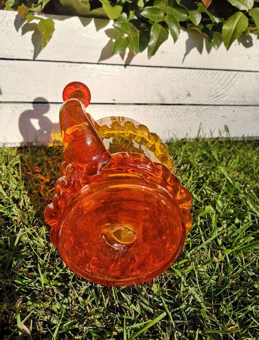 Kufel z kolorowego szkła - Krakowski Instytut Szkła: Słuczan-Orkusz