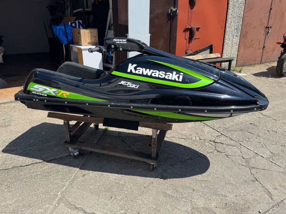 Skuter wodny KAWASAKI SXR800 z przyczepką