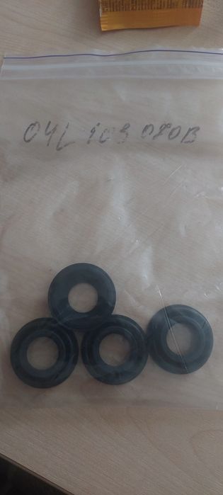 Уплотнительное кольцо топливной форсунки в клапанную крышку VAG 04L103