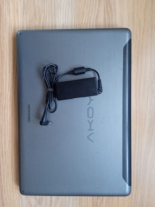 Laptop medion AKOYA E6232