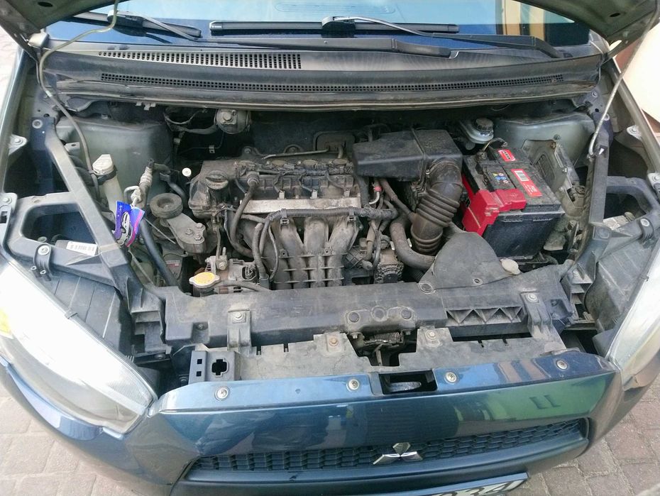 Mitsubishi colt 1,3