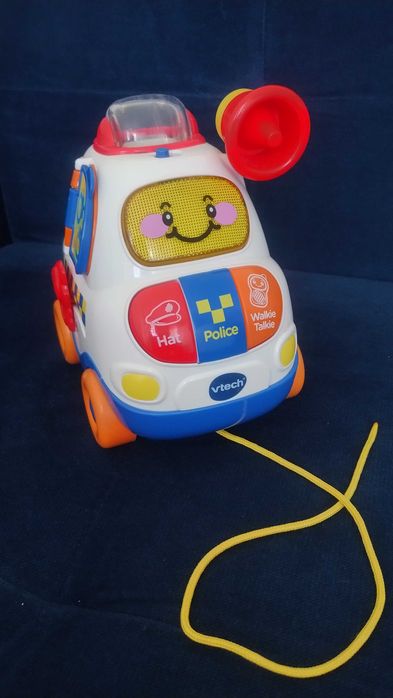 Samochód policja Vtech interaktywny dźwięk światełko ruchome elementy