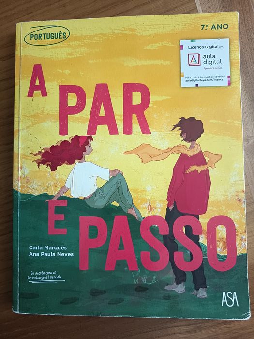 Manual escolar 8 ano. A par e passo.