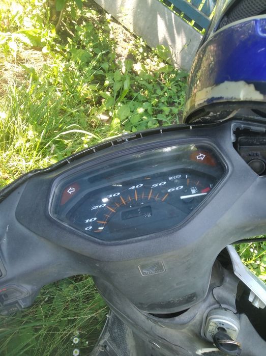 Продам Хонда леад