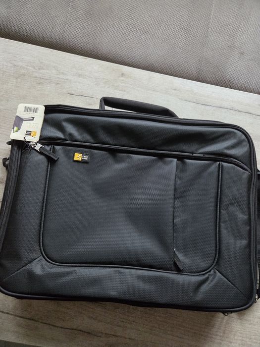 Torba CaseLogic czarna  na laptopa 17.3 cali nowa