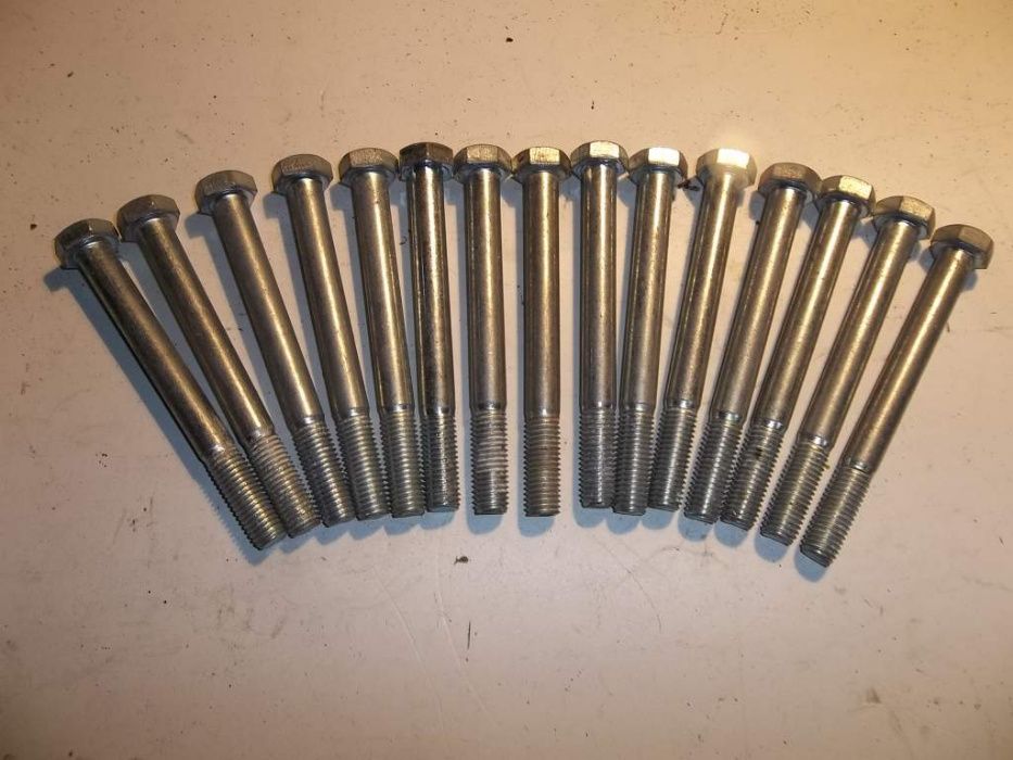 метизы / болтики.винтики,разное /  2кг.