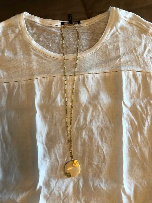 colar muito bonito  e versátil com detalhes originais