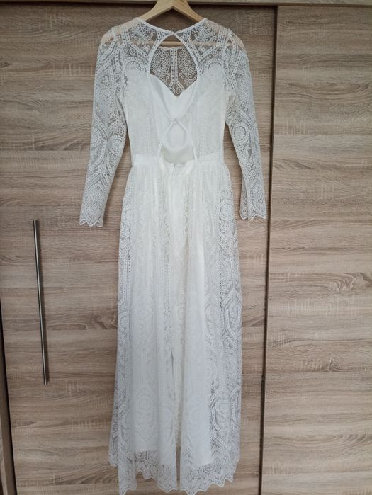 Koronkowa suknia ślubna  boho
