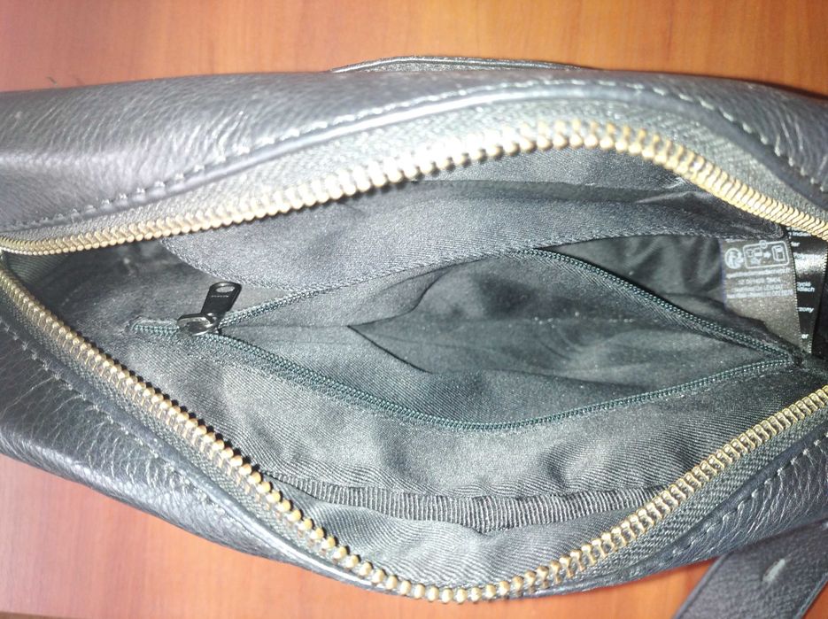 З натуральної шкіри   бренд Next™  фірмова чоловіча барсетка на ремені