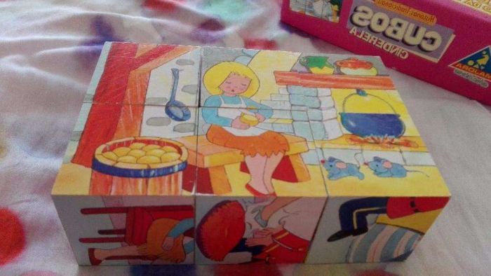 Jogo puzzle de cubos tema a Cinderela + Caixa 4 puzzles "Farm four