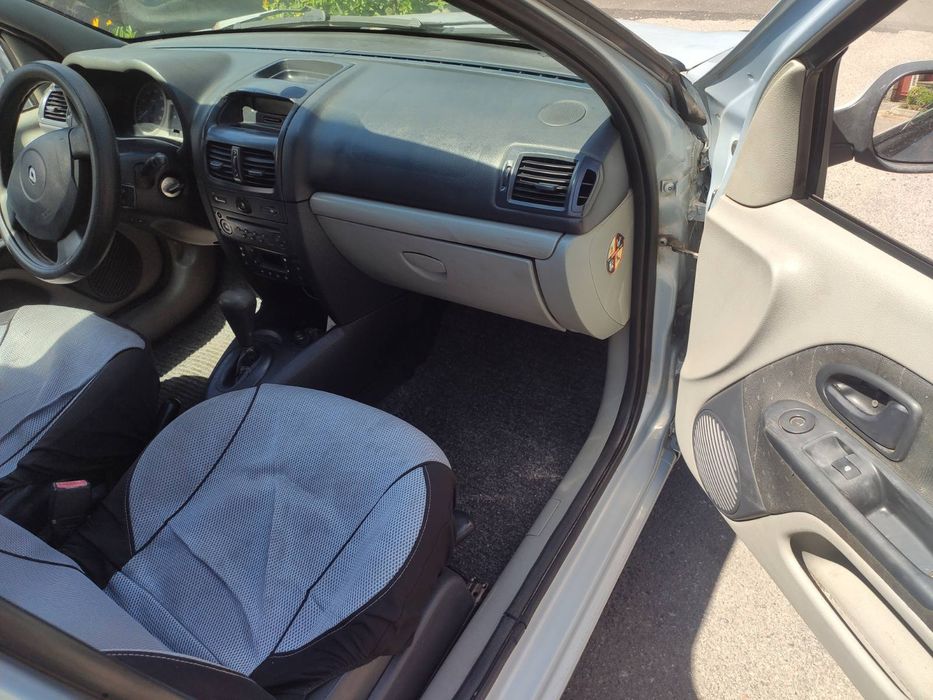 Renault clio 2 Рено кліо  1.4 Автомат
