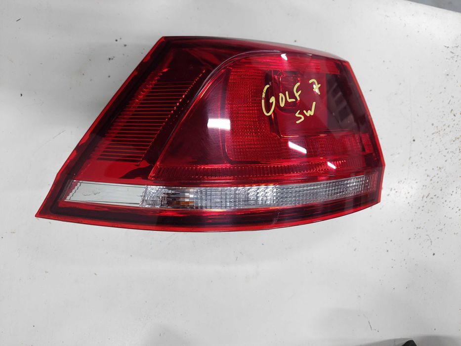 farolim traz esq vw golf 7 sw
