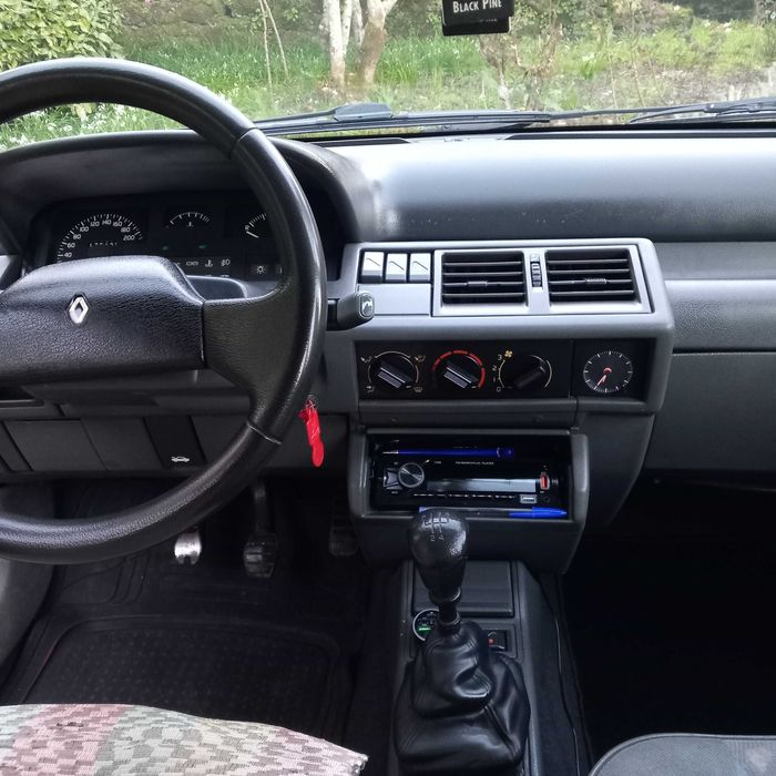 Renault clio 1.2 RN gasolina