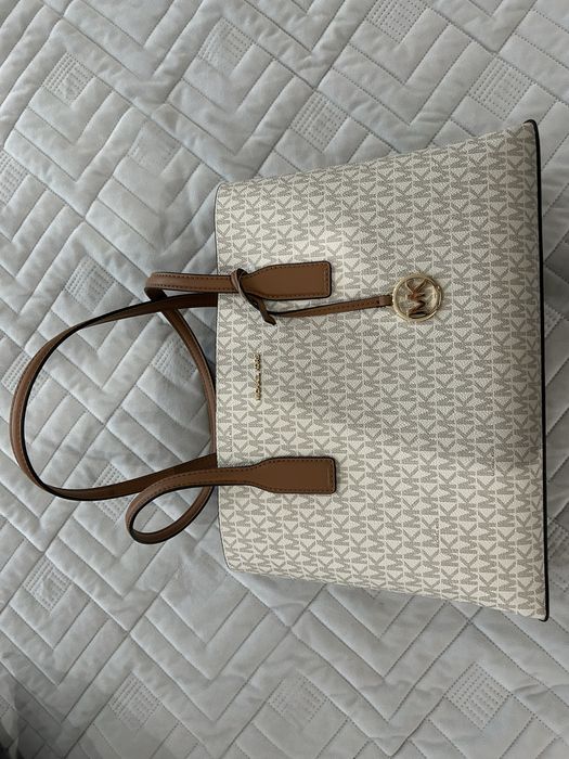 Mala Ruthie Medium Signature Logo Tote Bag Michael Kors