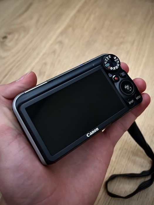 Canon SX210 IS як Новий!Повний комплект
