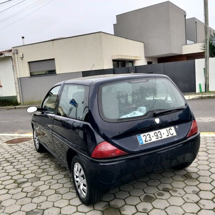 Lancia ypsilon 1.2 gasolina