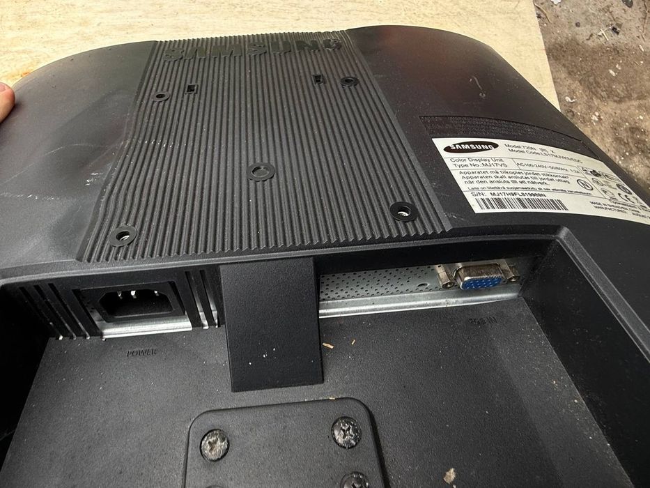 Монітор Samsung 720N