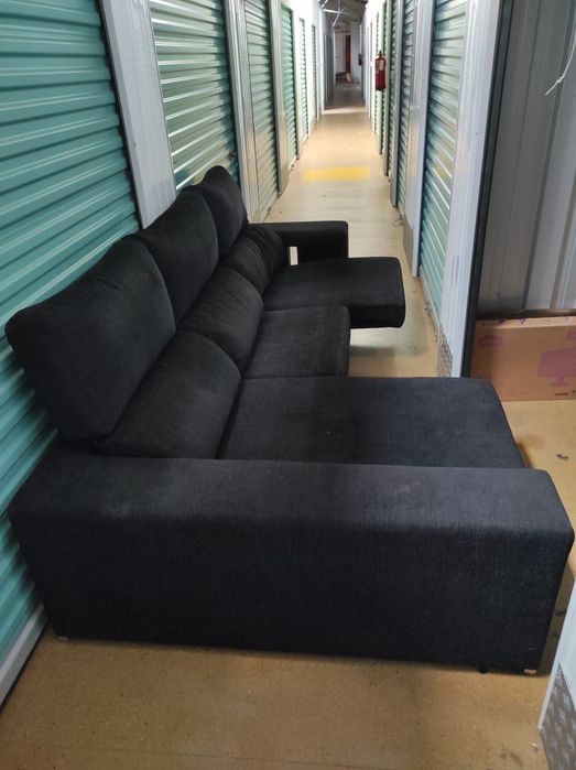 Sofá chaise longue c/ 2 puffs