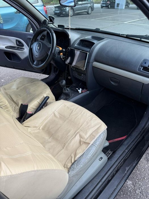 Renault Clio /2001