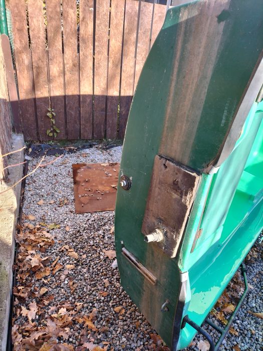 Łódka dwupłaszczowa