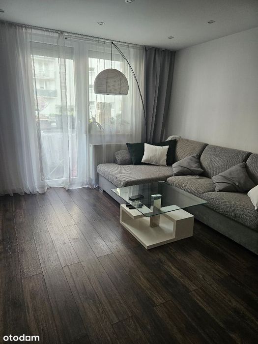 Wynajmę mieszkanie 40m2 - 2 pokojowe + balkon