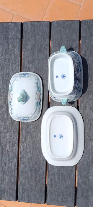 Terrina com Tampa e Travessa - Porcelana Vista Alegre