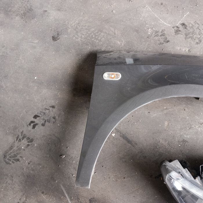 Farol e Guarda-lamas Seat Ibiza 6J fase 2 lado passageiro