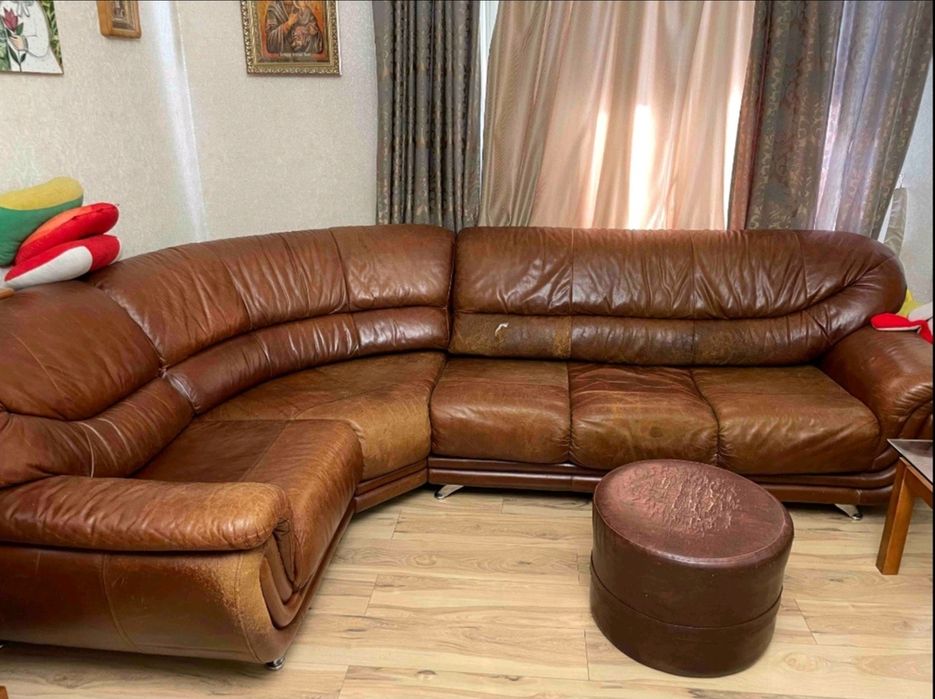 Перетяжка мягкой мебели, изготовление.