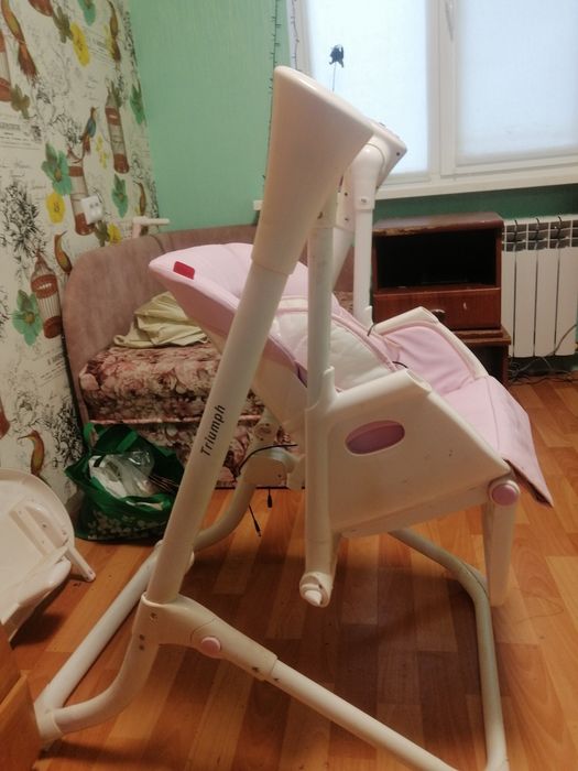 Крісло для годування