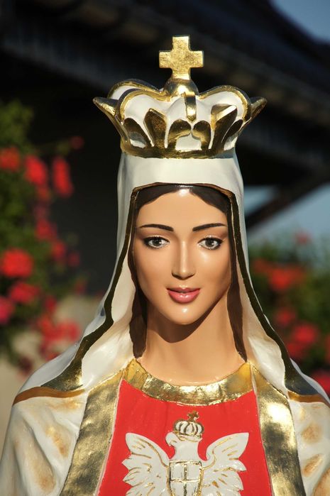 Figurka Matka Boża Królowa Polski. Matka Boska. Rzeźba Licheńska
