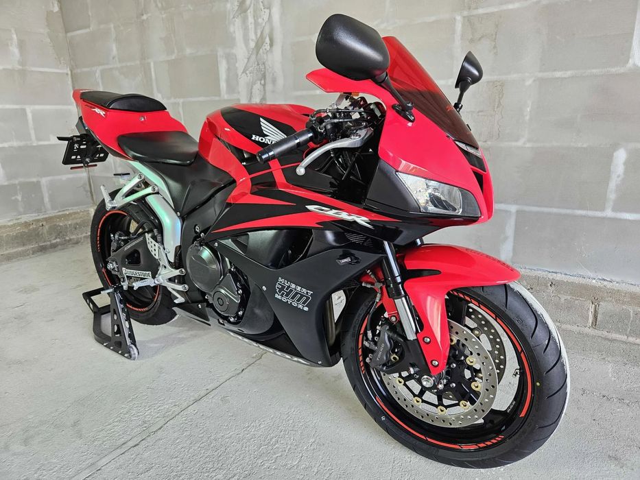Honda CBR 600RR /Duży serwis /Bezwypadkowy /Transport pod dom