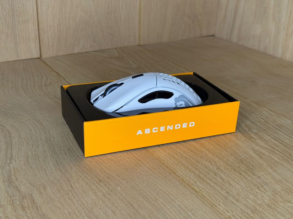 Миша Glorious Model D Minus Matte USB White (GLO-MS-DM-MW)