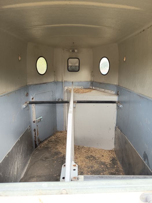 Roulotte de 2 cavalos Westfalia