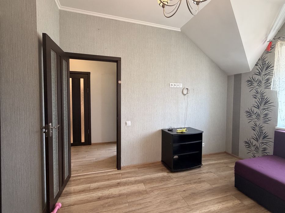 Продам 1 кімнатну квартиру 37 м2 з газом 2% оформлення - View 4