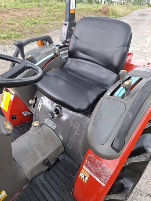 Traktorek japoński Yanmar AF 222 śliczny wspomaganie rewers 22 km