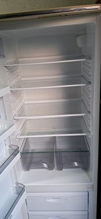 Продаю холодильник