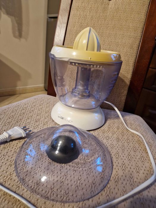 Elektryczna wyciskarka cytrusów owoców