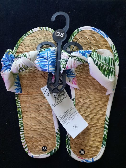 Klapki damskie, rozmiar 38