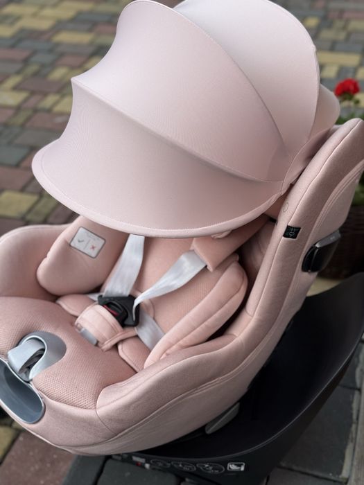 Автокрісло Cybex Sirona T(plus) i-Size з капюшоном