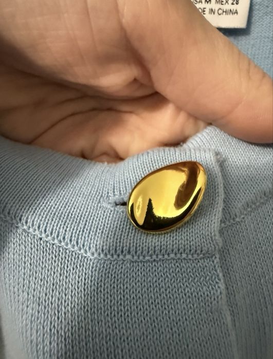 Блакитна трендова жилетка з гарними гудзиками Zara блакитна літня жилетка Зара