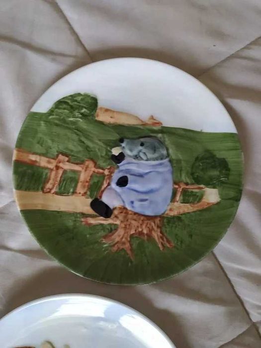 Pratos "The Wind in the Willows" Crown Staffordshi