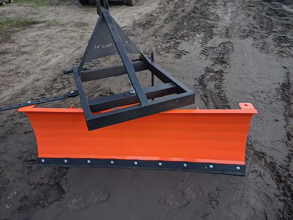 Pług do śniegu na Tuz tył ciągnika obracana wieżyczka