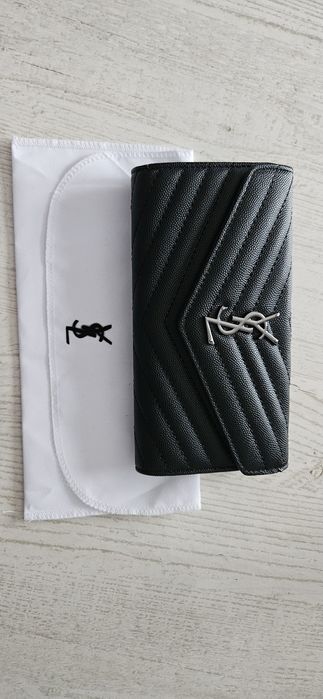 Portfel damski Yes Saint Laurent