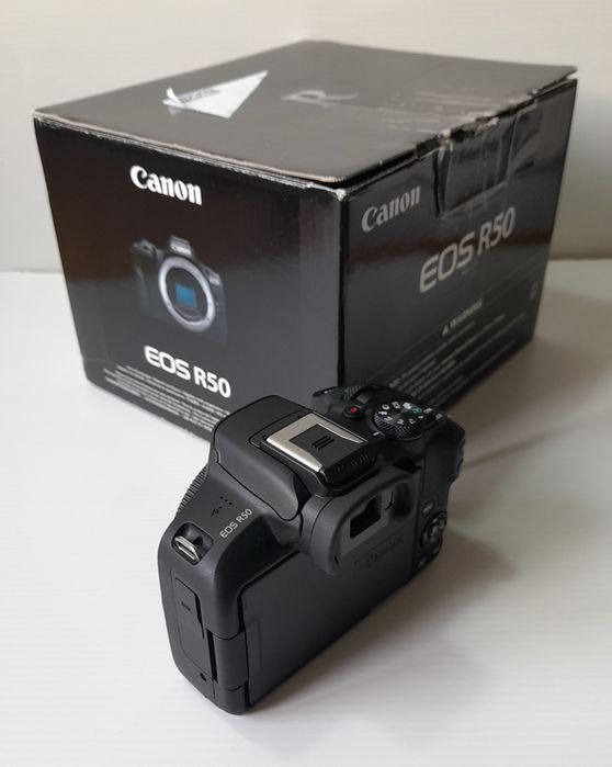 Canon EOS R50 (nova) + RF-S 18-45mm F4.5-6.3 IS STM